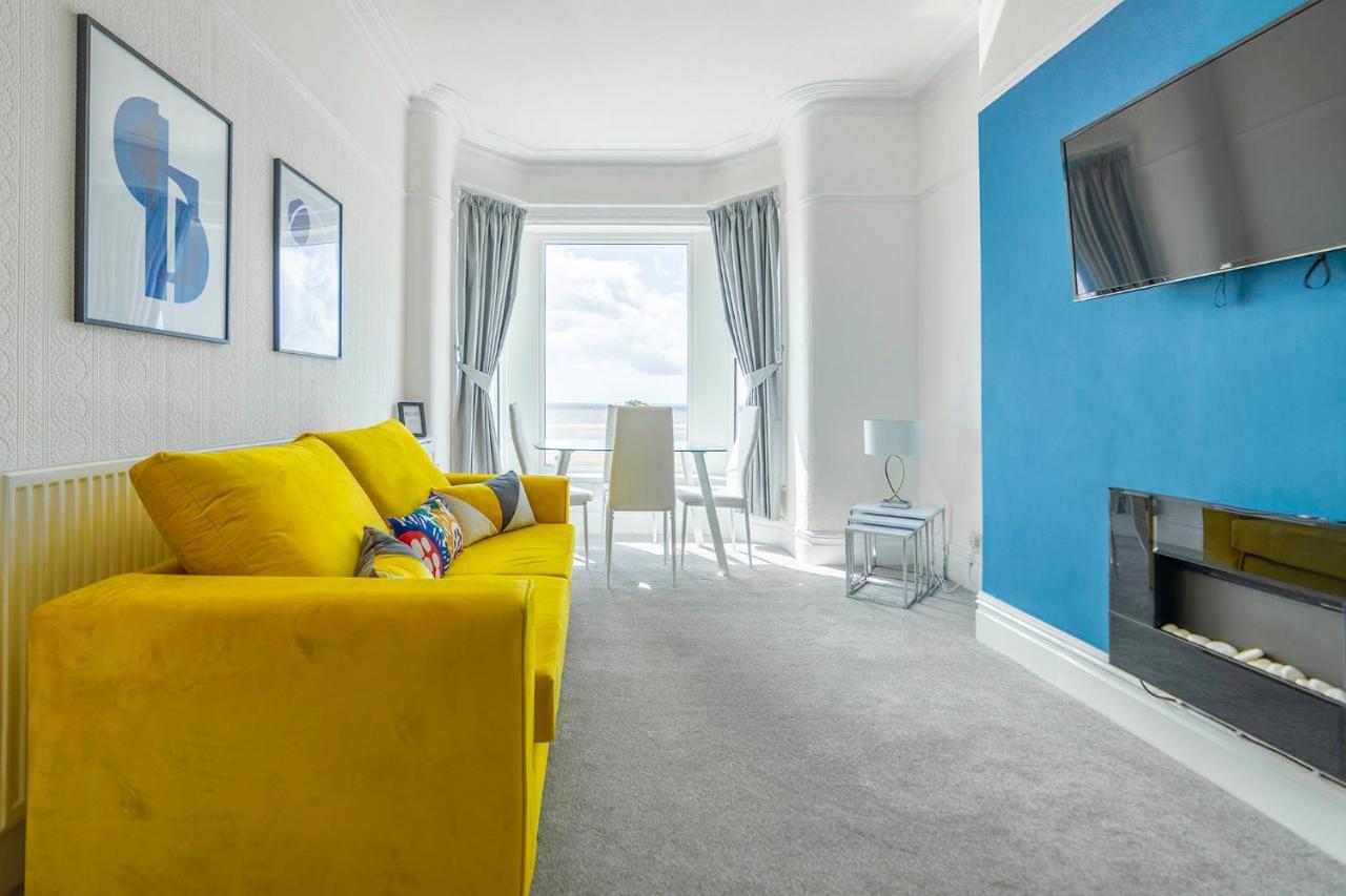 קלבליס Charles Alexander Short Stay - Highcliffe Apartments מראה חיצוני תמונה