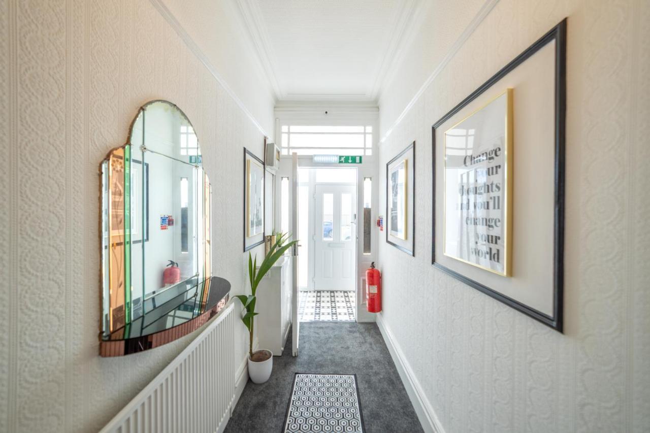 קלבליס Charles Alexander Short Stay - Highcliffe Apartments מראה חיצוני תמונה