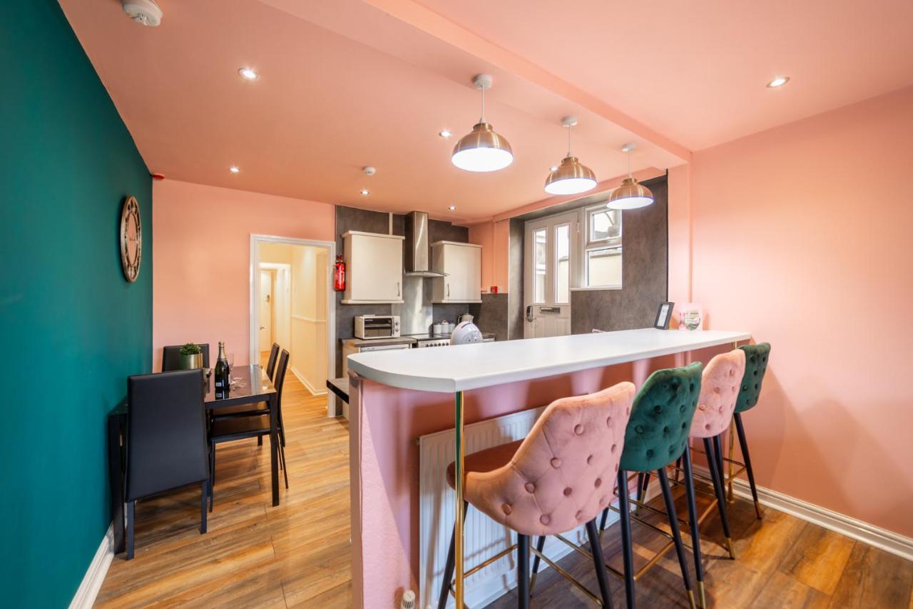 קלבליס Charles Alexander Short Stay - Highcliffe Apartments מראה חיצוני תמונה