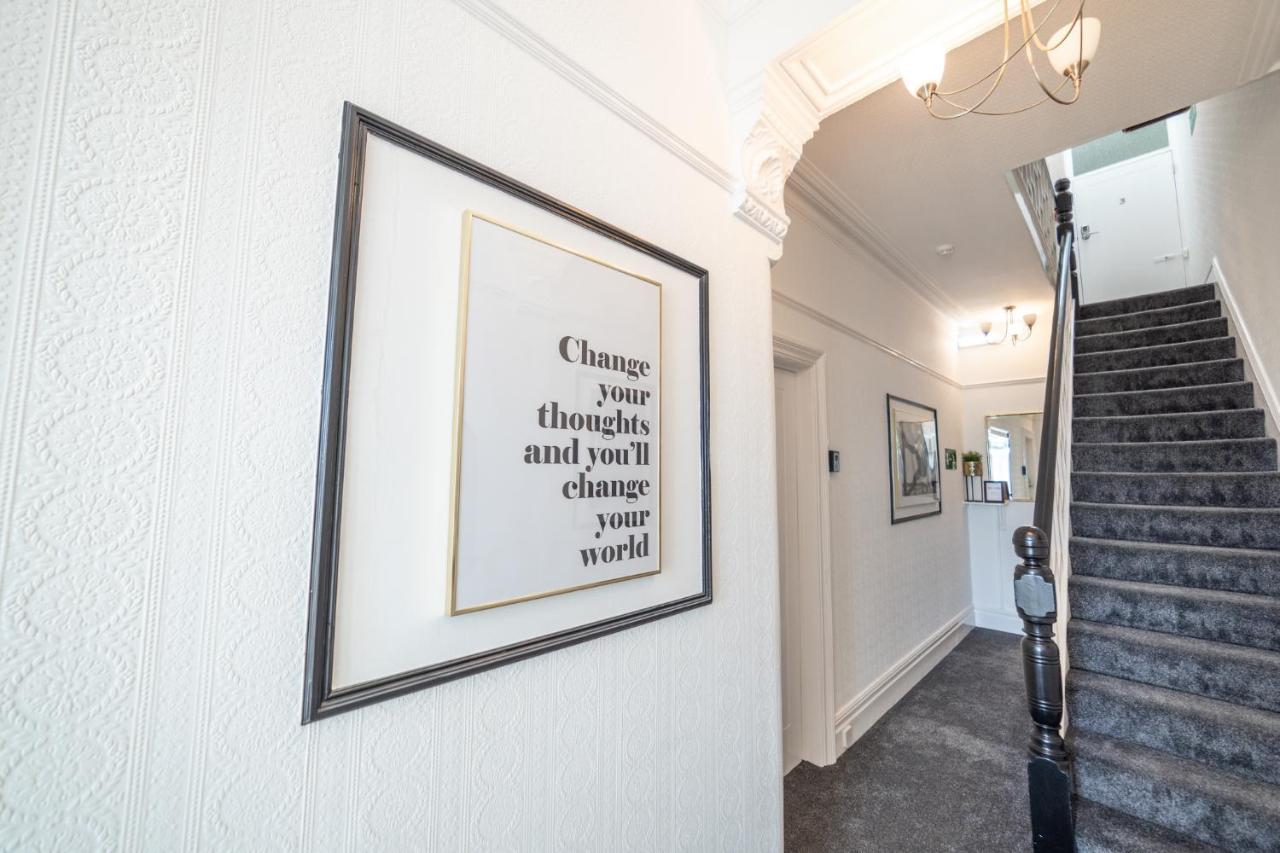 קלבליס Charles Alexander Short Stay - Highcliffe Apartments מראה חיצוני תמונה